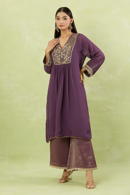 Buy_Studio A_Purple Organza Embroidery, Zari, Lace V-neck Nakshi Flora Kurta Set _Online_at_Aza_Fashions