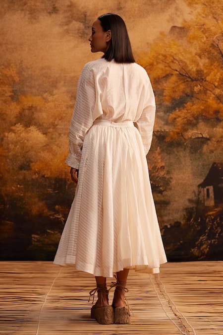 Shop Ahmev Ivory Cotton, Silk Embroidery Turtle Neck Chanderi Pleated Tie-up Shirt at Aza Fashions Shop_Ahmev_Ivory Cotton, Silk Embroidery Turtle Neck Chanderi Pleated Tie-up Shirt _at_Aza_Fashions