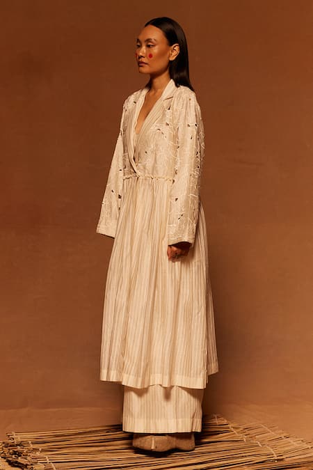 Ahmev Ivory Cotton, Silk Cut Work Collared Embroidered Anarkali Jacket Online at Aza Fashions Ahmev_Ivory Cotton, Silk Cut Work Collared Embroidered Anarkali Jacket _Online_at_Aza_Fashions