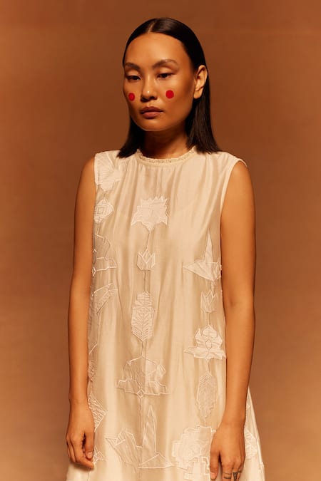 Buy Ahmev Ivory Cotton, Silk Embroidery Round Neck Floral Applique Maxi Dress Online at Aza Fashions Buy_Ahmev_Ivory Cotton, Silk Embroidery Round Neck Floral Applique Maxi Dress _Online_at_Aza_Fashions