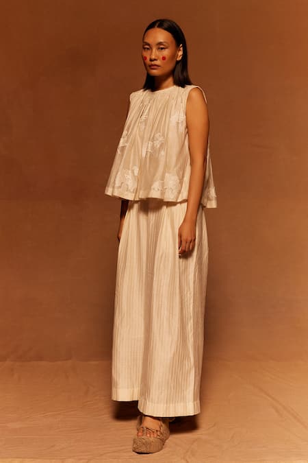 Buy_Ahmev_Ivory Cotton, Silk Applique Round Neck Floral Abstract Top _Online_at_Aza_Fashions