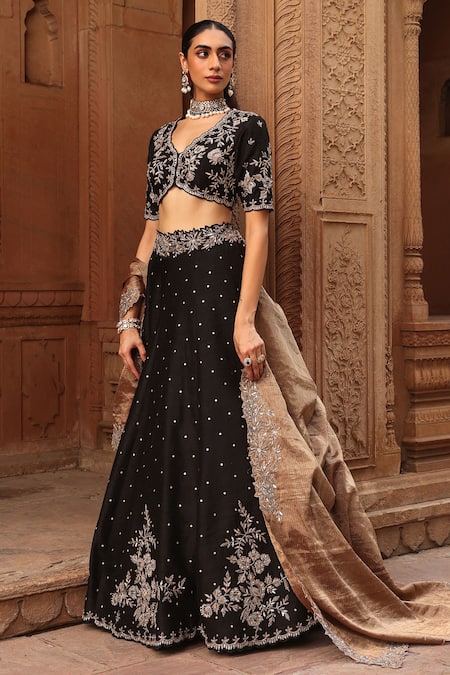 Label Moni K Black Silk, Tissue Zari, Embroidery Scoop Neck Raw Lehenga Set Online at Aza Fashions Label Moni K_Black Silk, Tissue Zari, Embroidery Scoop Neck Raw Lehenga Set _Online_at_Aza_Fashions