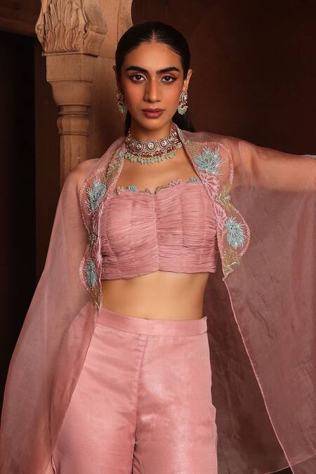 Shop Label Moni K Pink Georgette Cut Work, Embroidery Sweetheart Neck Floral Cape Set Online at Aza Fashions Shop_Label Moni K_Pink Georgette Cut Work, Embroidery Sweetheart Neck Floral Cape Set _Online_at_Aza_Fashions