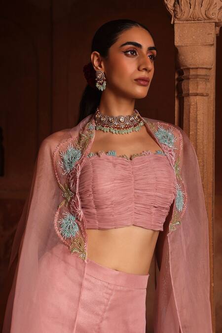 Label Moni K Pink Georgette Cut Work, Embroidery Sweetheart Neck Floral Cape Set at Aza Fashions Label Moni K_Pink Georgette Cut Work, Embroidery Sweetheart Neck Floral Cape Set _at_Aza_Fashions