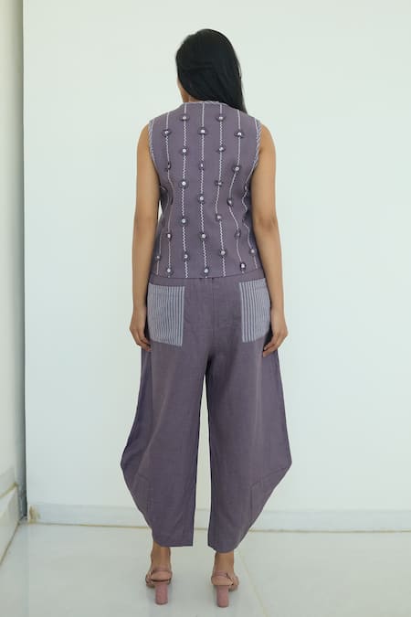 Shop Nirvanaa Circle Applique Embroidered Vest & Pant Set 