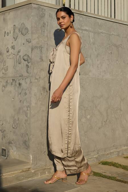 Shop Nirvanaa_Silver Bamboo V-neck Tie-up Jacket With Flared Pant _Online_at_Aza_Fashions