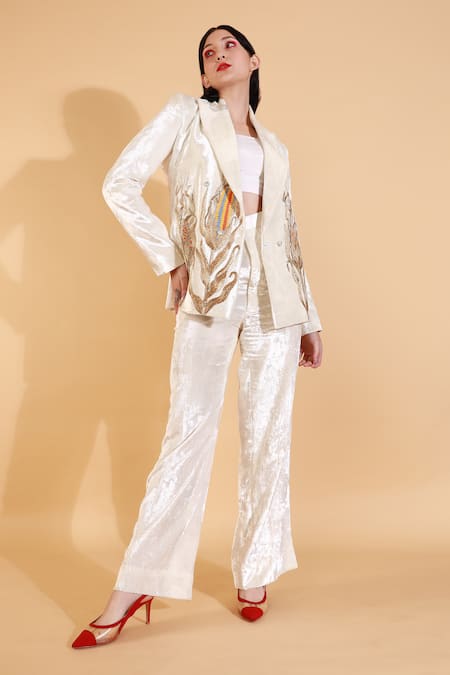 Shagufta Embroidered Velvet Jacket & Pant Set 