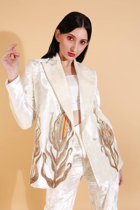 Shop_Shagufta_White Velvet Beads, Embroidery Collared Jacket And Pant Set _Online_at_Aza_Fashions