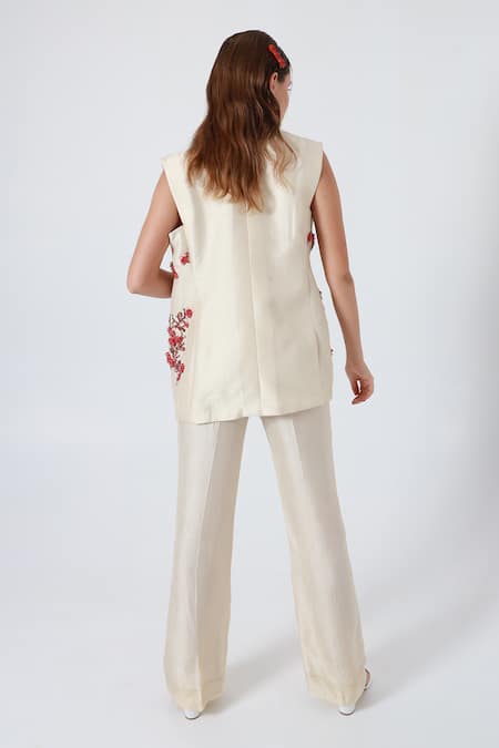 Shagufta Beige Embroidered Silk Jacket & Pant Set 
