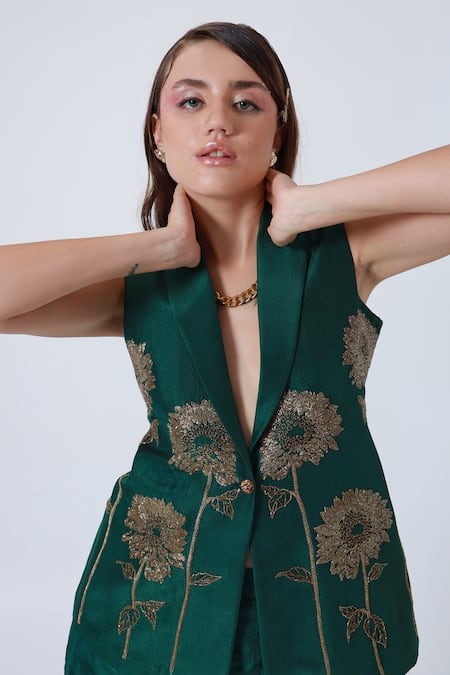 Shop_Shagufta_Green Silk Cut Work V-neck Cutdana Embroidered Jacket And Pant _Online_at_Aza_Fashions