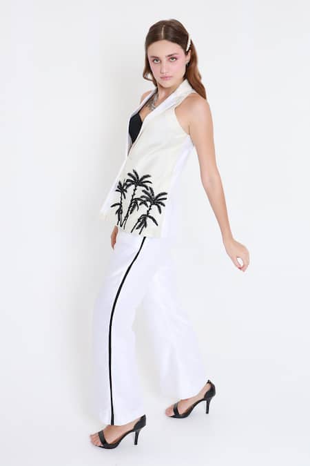 Buy_Shagufta_White Chanderi Cut Work Collared Cutdana Embroidered Jacket And Pant _Online_at_Aza_Fashions