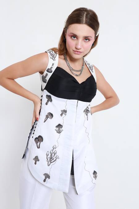 Shagufta_White Chanderi Zari, Sequins, Cut Work Mushroom Embroidered Top And Pant Set _Online_at_Aza_Fashions