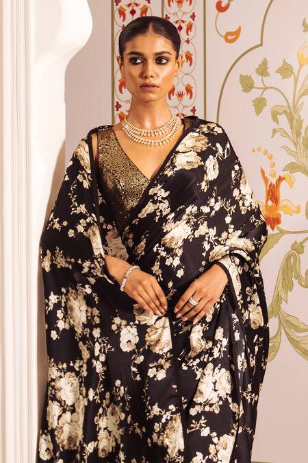 Buy Studio 113 Black Silk, Satin Floral Contrast Print Saree Buy_Studio 113_Black Silk, Satin Floral Contrast Print Saree