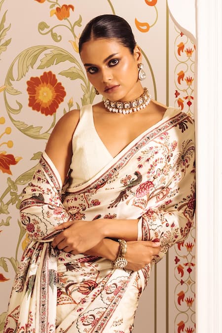 Studio 113 White Satin, Silk Floral Chintz Print Designer Saree Online at Aza Fashions Studio 113_White Satin, Silk Floral Chintz Print Designer Saree _Online_at_Aza_Fashions