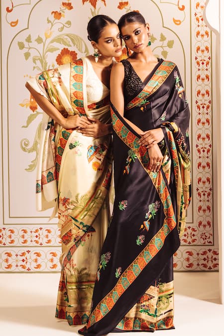 Buy_Studio 113_White Silk, Satin Jaipur Bageecha Printed Saree Set 
