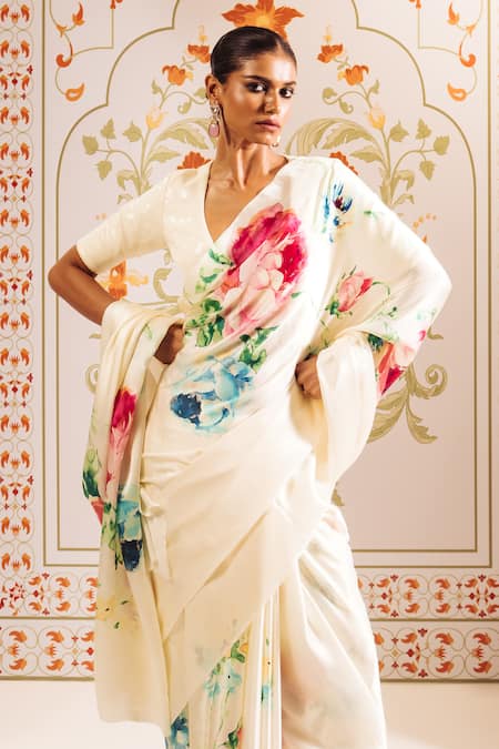 Buy Studio 113 White Silk, Satin Abstract Floral Print Saree Online at Aza Fashions Buy_Studio 113_White Silk, Satin Abstract Floral Print Saree _Online_at_Aza_Fashions
