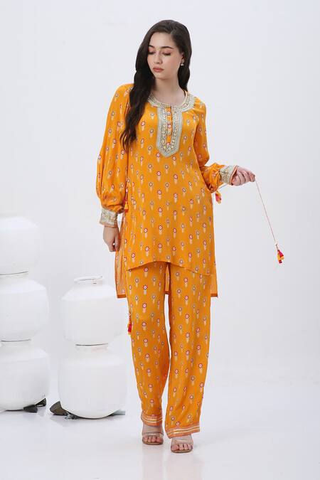 Buy_Neha Mehra_Orange Crepe Beads, Embroidery Round Neck Floral Kurta And Pant Set _Online_at_Aza_Fashions