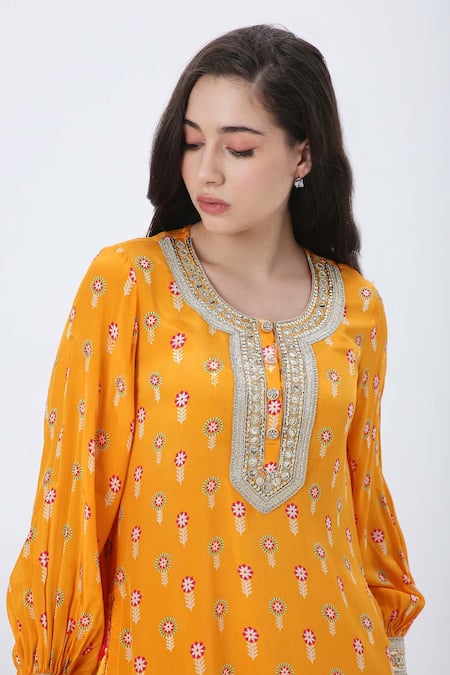 Neha Mehra_Orange Crepe Beads, Embroidery Round Neck Floral Kurta And Pant Set _at_Aza_Fashions