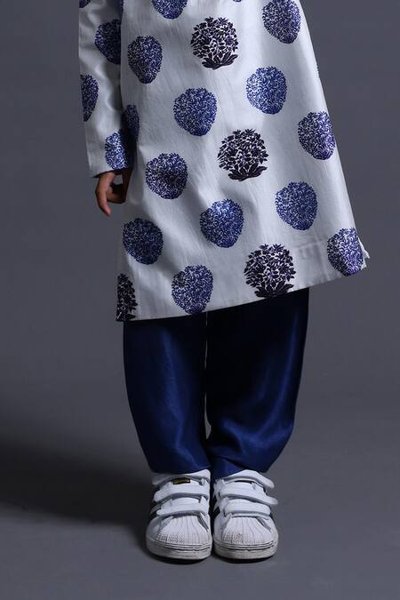 Buy_Thetaa_White Viscose, Silk Floral Butti Print Kurta Set 