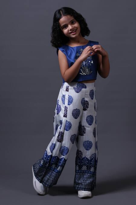 Buy_Thetaa_Blue Silk Mirrors, Embroidery Mukaish Crop Top And Pant Set 