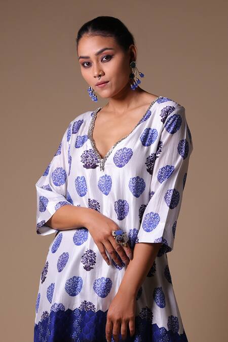 Thetaa_White Satin, Silk Stones Plunge Neck Asymmetric Floral Butta Printed Kurta Set _Online_at_Aza_Fashions