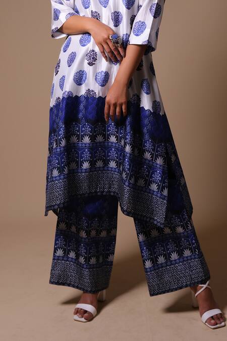 Shop_Thetaa_White Satin, Silk Stones Plunge Neck Asymmetric Floral Butta Printed Kurta Set _Online_at_Aza_Fashions