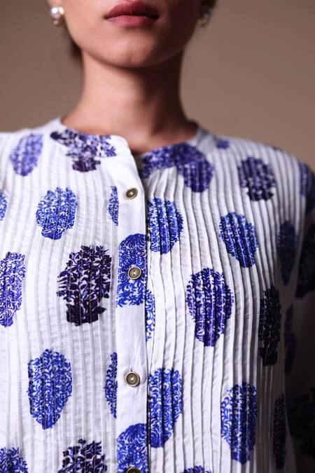 Buy Thetaa White Viscose, Silk, Cotton Embroidery Floral Butti Print Kurta And Pant Set Online at Aza Fashions Buy_Thetaa_White Viscose, Silk, Cotton Embroidery Floral Butti Print Kurta And Pant Set _Online_at_Aza_Fashions