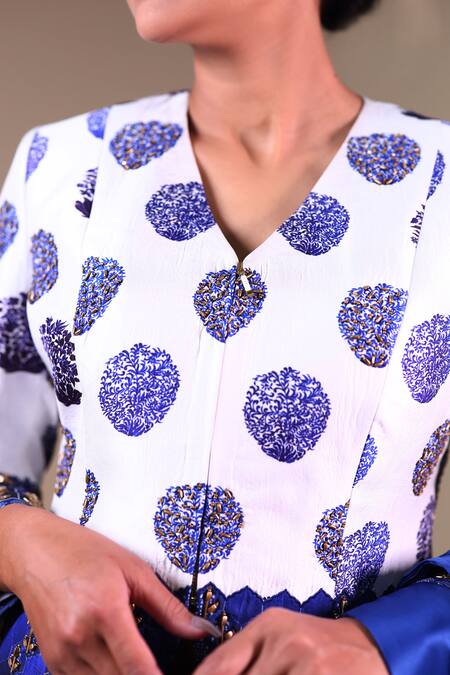 Thetaa_White Silk Embroidery Floral Butti Print Coat And Flared Pant _Online_at_Aza_Fashions