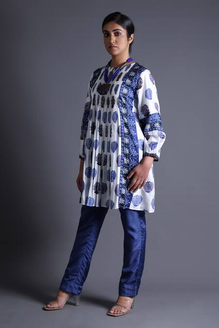 Thetaa White Viscose, Silk, Cotton, Satin Embroidery Round Floral Butta Print Kurta Set at Aza Fashions Thetaa_White Viscose, Silk, Cotton, Satin Embroidery Round Floral Butta Print Kurta Set_at_Aza_Fashions