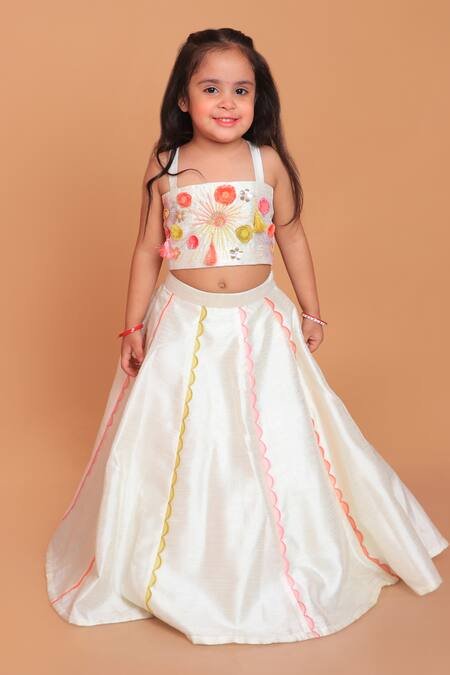 Turqidz By Shweta Aggarwal_Off White Silk, Net, Cotton Sequins, Beads, Lehenga Set With Floral Embroidery _Online_at_Aza_Fashions