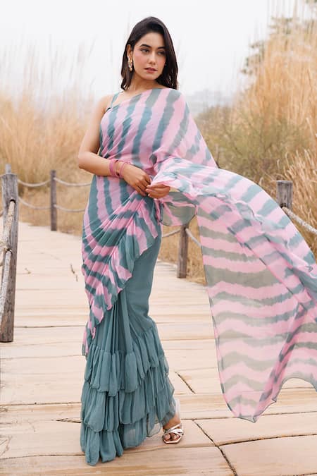 Geroo Jaipur_Green Chiffon Ruffle Leheriya Pre-stitched Saree _Online_at_Aza_Fashions