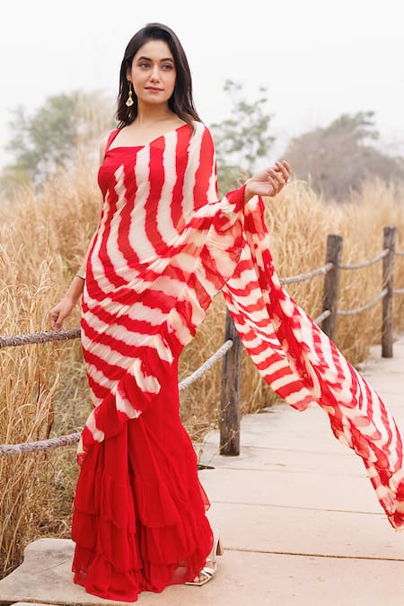 Buy_Geroo Jaipur_Red Chiffon Leheriya Pre-stitched Saree With Blouse Piece _Online_at_Aza_Fashions
