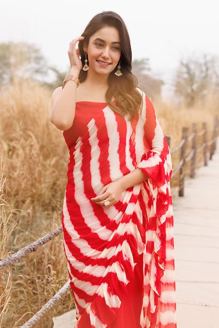 Geroo Jaipur_Red Chiffon Leheriya Pre-stitched Saree With Blouse Piece _at_Aza_Fashions