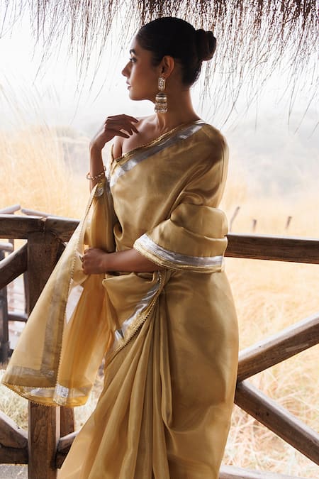 Geroo Jaipur Beige Tissue Gota Patti Round Neck Lace Woven Saree Set at Aza Fashions Geroo Jaipur_Beige Tissue Gota Patti Round Neck Lace Woven Saree Set _at_Aza_Fashions