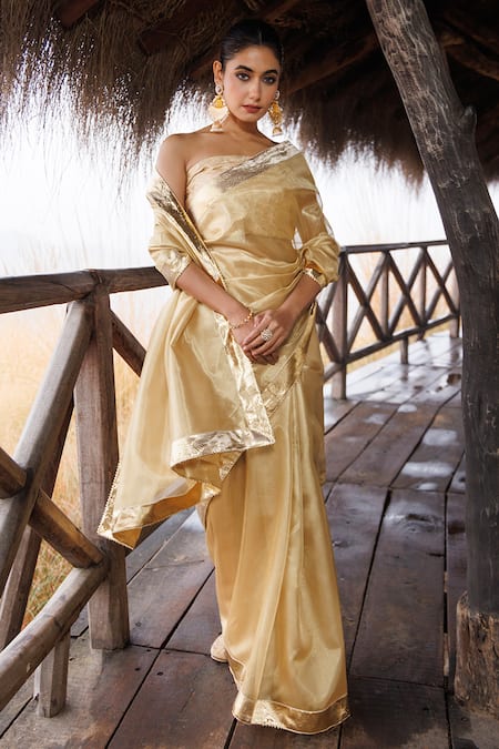 Geroo Jaipur_Beige Tissue Gota Patti Round Neck Border Woven Saree _Online_at_Aza_Fashions