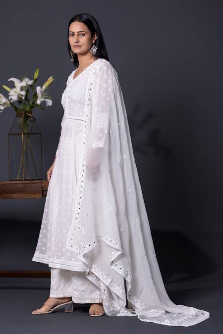 Buy_Shweta Dabas_White , Chanderi , Sequins, Lace, Bloom Anarkali Set _Online_at_Aza_Fashions