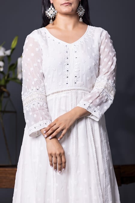 Shweta Dabas_White , Chanderi , Sequins, Lace, Bloom Anarkali Set _at_Aza_Fashions