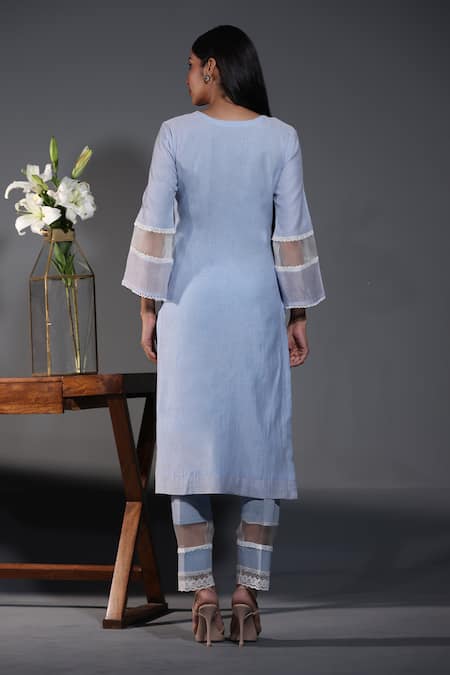 Shweta Dabas Blossom Embroidered Kurta Set 