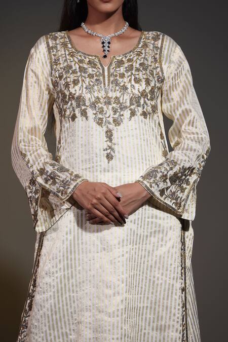 Shweta Dabas_Ivory Crepe, Tissue, Organza Zari, Cut Work Split Striped And Zardozi Kurta Set _at_Aza_Fashions