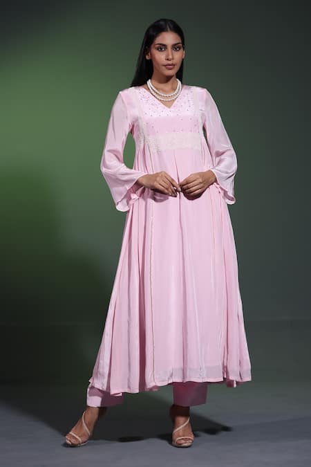 Shweta Dabas_Pink Organza, Crepe Pearls, Sequins, Embroidery V-neck Anarkali Set _Online_at_Aza_Fashions