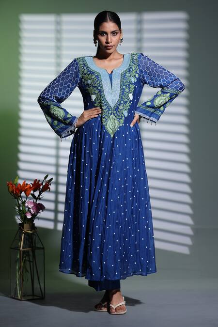 Shop_Shweta Dabas_Blue Cotton Pearls, Cut Work Split V-neck Chikankari Embroidered Anarkali Set _Online_at_Aza_Fashions