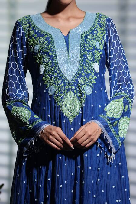 Buy_Shweta Dabas_Blue Cotton Pearls, Cut Work Split V-neck Chikankari Embroidered Anarkali Set 