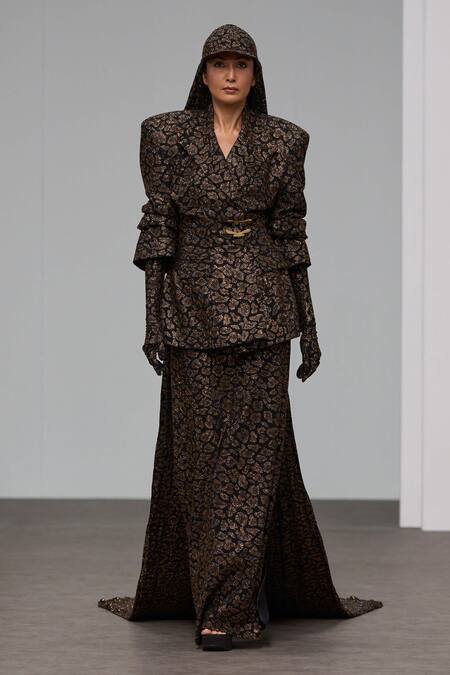 Buy_Itrh_Black Crepe Crystals Leopard Blazer Set_Online_at_Aza_Fashions