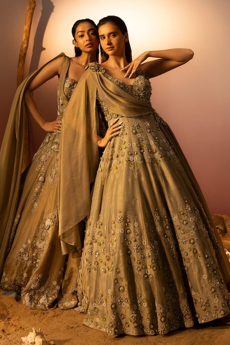 Ruceru Moss Green Stellar Bloom Embroidered Gown 