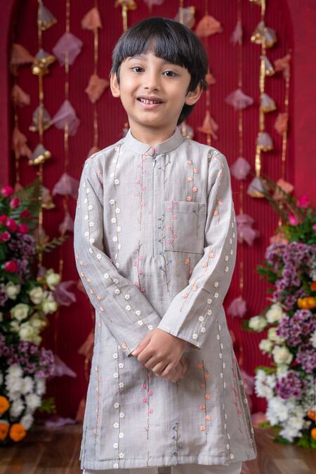 Shop Kirti Agarwal - Pret N Couture Gray Chanderi Silk, Cotton, Linen Sequins, Embroidery Floral Vine Kurta Set Online at Aza Fashions Shop_Kirti Agarwal - Pret N Couture_Gray Chanderi Silk, Cotton, Linen Sequins, Embroidery Floral Vine Kurta Set _Online_at_Aza_Fashions