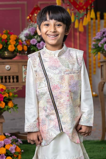 Kirti Agarwal - Pret N Couture_White Cotton, Silk Embroidery Thread Bundi Pant Set _Online_at_Aza_Fashions