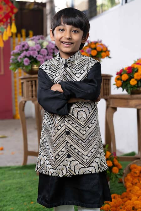 Shop_Kirti Agarwal - Pret N Couture_Black Silk, Crepe, Linen Sequins, Embroidery Chevron Kurta Set _Online_at_Aza_Fashions