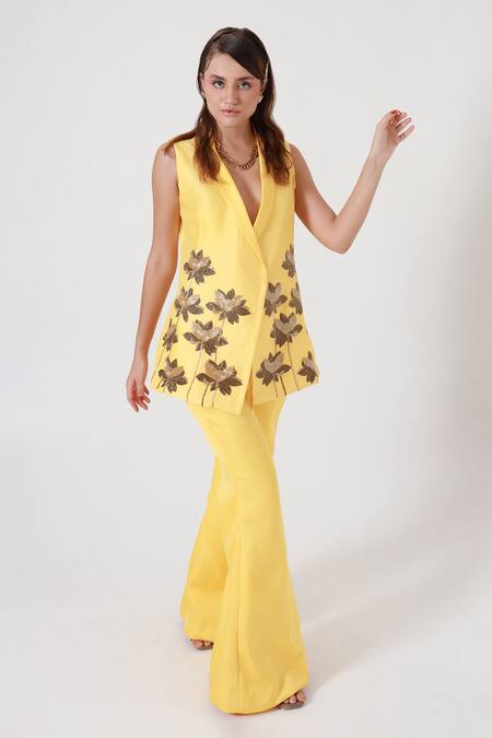 Shagufta_Yellow Silk Cut Work V-neck Cutdana Embroidered Jacket And Pant Set _at_Aza_Fashions