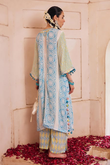 Maayera Jaipur Geometric Print Kurta Set 