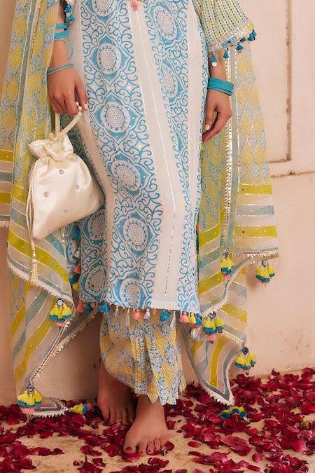 Buy_Maayera Jaipur_Blue Silk, Crepe Sequins, Mirrors, Tassels V-neck Geometric Print Kurta Set _Online_at_Aza_Fashions